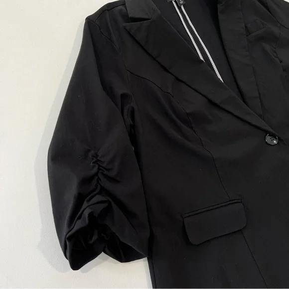 TORRID • 3/4 sleeve blazer coat - Picture 5 of 10